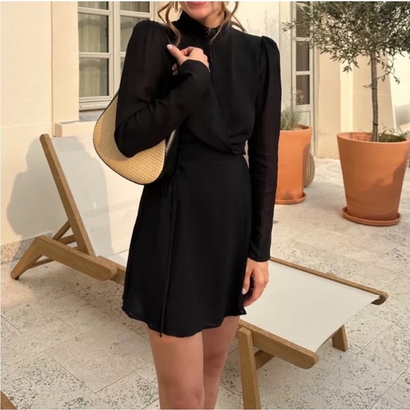 Reformation Ottessa Long-Sleeve Surplice Minidress Black Sz Small - Picture 4 of 16